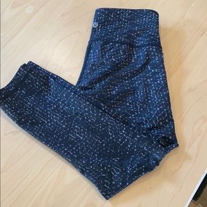 Lululemon cropped leggings